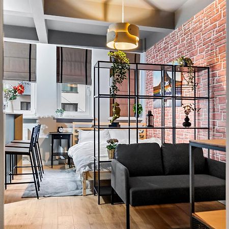 Апартаменты Cute Cozy Nest Old City Бухарест Экстерьер фото
